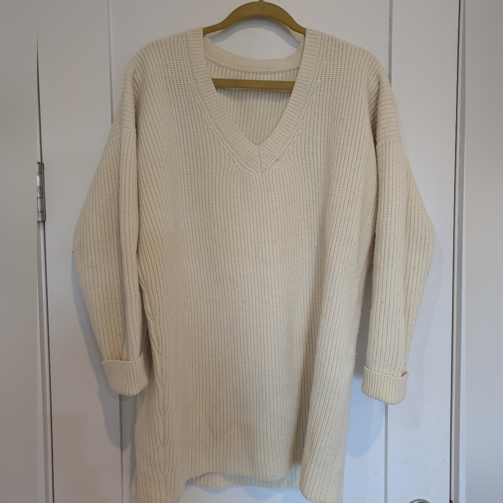 Oversized Cream Knit V-Neck Sweater